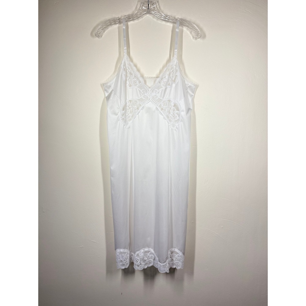 Vintage Vanity Fair Full Slip 36 White Lace Trim Coquette Lingerie Grunge Dainty